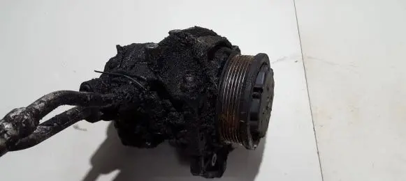 Mercedes-Benz ML W163 Air conditioning (A/C) compressor (pump) a0002306411 447170-7163