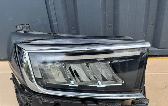 Opel Grandland X Headlight/headlamp 9839711180 01B2T02CEW00