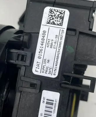 Alfa Romeo Stelvio Indicator stalk 01561468480 42543