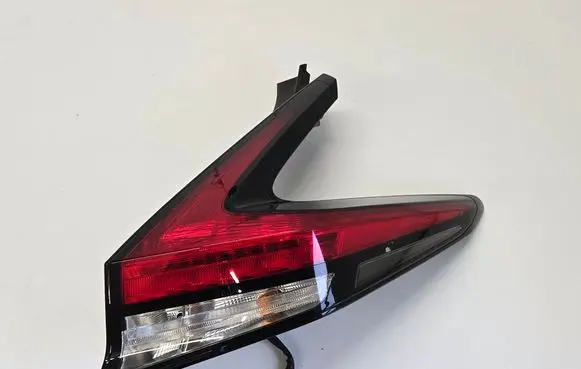 Nissan Leaf II (ZE1) Rear/tail lights 265505SH0A