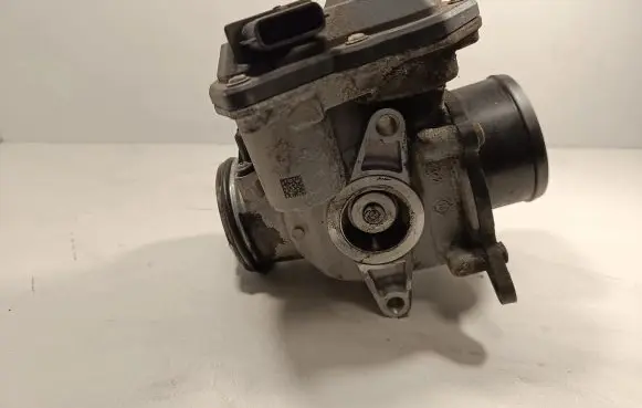 Jaguar XF X260 EGR valve G4D35H273AB