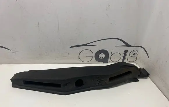 Alfa Romeo Stelvio Fender foam support/seal 50559402