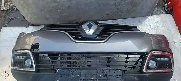 Renault Captur Front bumper 