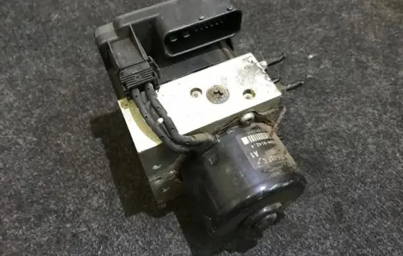 Volkswagen Golf IV ABS Pump 1j0907379g 100949-03403