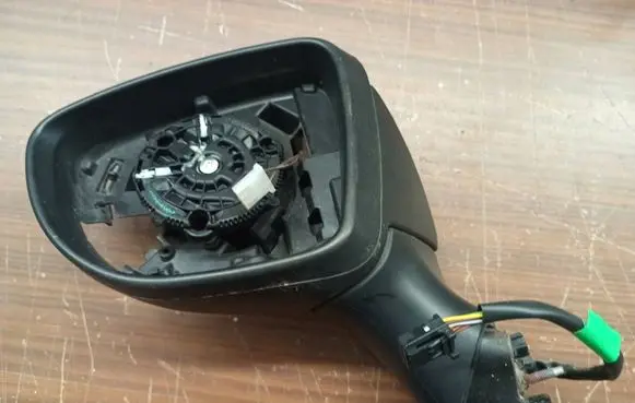 Renault Clio IV Front door electric wing mirror 963026162r 963028832r