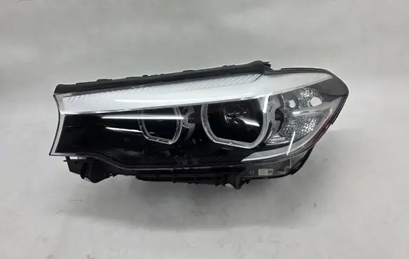 BMW 5 G30 G31 G38 Headlight/headlamp 7439199
