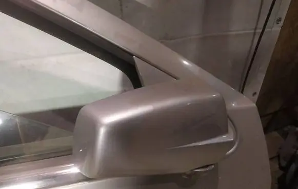 Cadillac SRX Front door electric wing mirror 