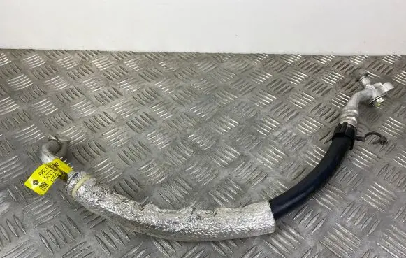 Jeep Grand Cherokee Air conditioning (A/C) pipe/hose 68217212AB