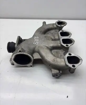 Volkswagen PASSAT B6 Intake manifold 03G129713