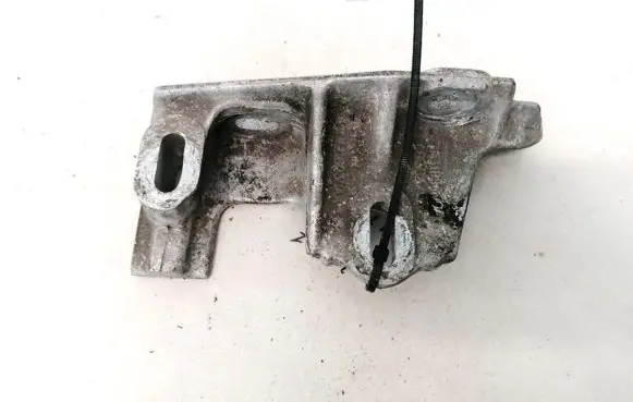 Ford Galaxy Engine mounting bracket 7M3199800A