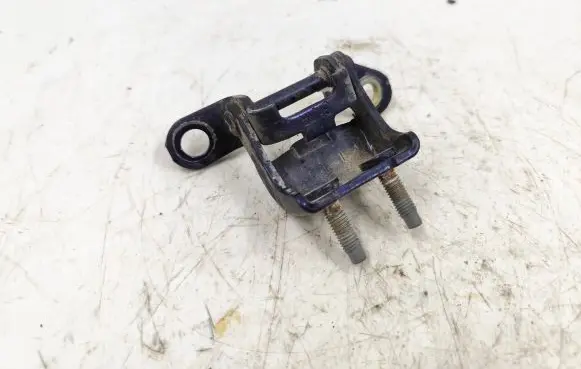 Rear door upper hinge
