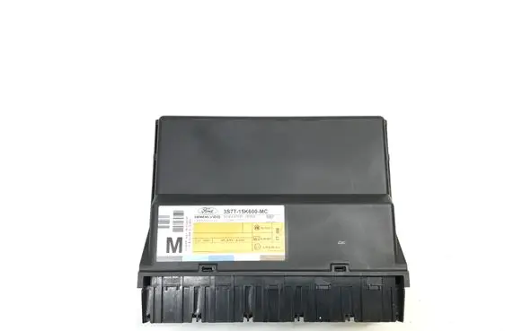 Ford Mondeo Mk III Comfort/convenience module 3S7T15K600MC K4184