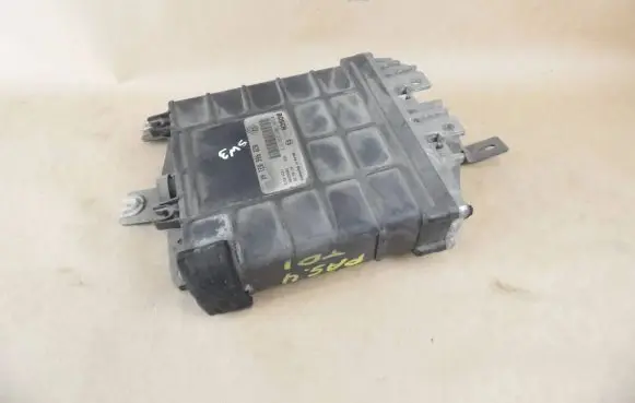 Volkswagen PASSAT B4 Engine control unit/module 028906021AK 28SA2506 0281001312