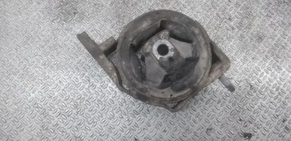 Mercedes-Benz Vaneo W414 Engine mount bracket