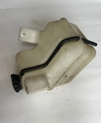 KIA Carnival Coolant expansion tank/reservoir 254304D400