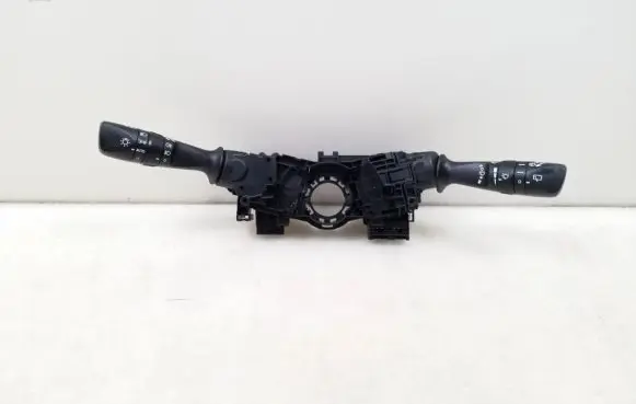 Toyota Auris E180 Wiper turn signal indicator stalk/switch 0272017F852