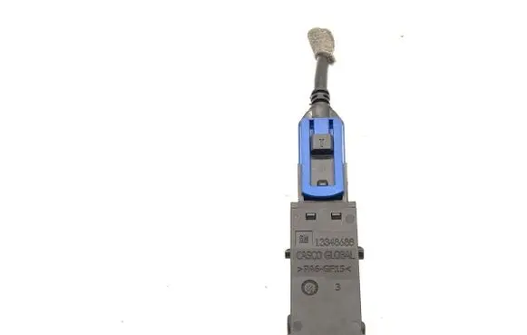 Opel Astra J USB socket connector 13348688