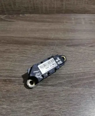 Mercedes-Benz SL R230 Airbag deployment crash/impact sensor 0018209126 202645002