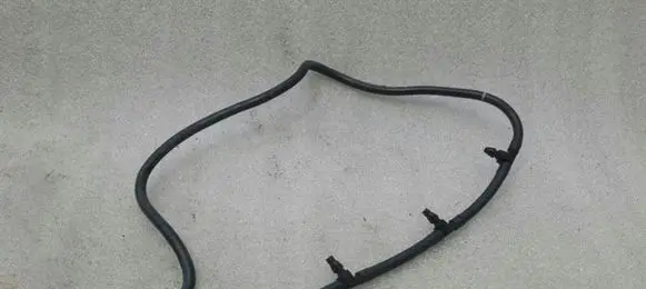 Mercedes-Benz C W205 Fuel return line/hose A6510700132