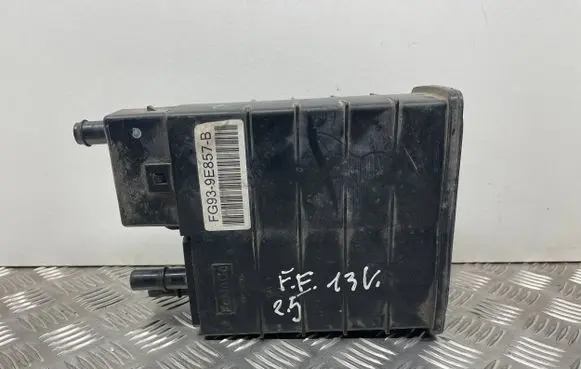 Ford Fusion II Active carbon filter fuel vapour canister FG939E857B