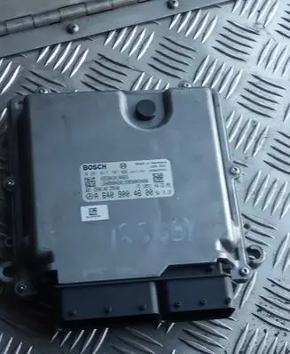 Mercedes-Benz B W245 Engine control unit/module 6409004600