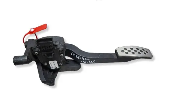 Opel Tigra B Accelerator throttle pedal S26301550 55351466