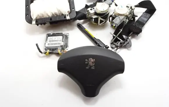 Peugeot 5008 Airbag set 9675181780 0285010830 YBXB000555