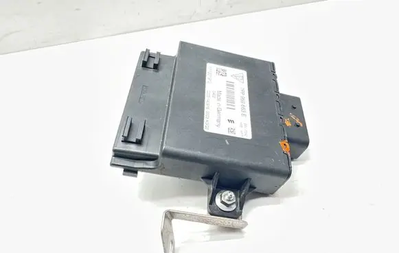 Porsche Cayenne (92A) Voltage converter/converter module 7PP959663E 111001912