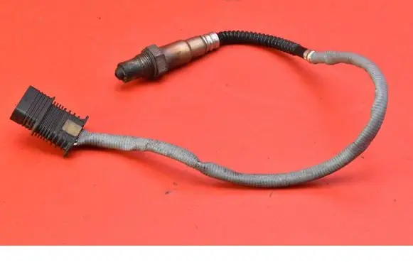 BMW 7 F01 F02 F03 F04 Lambda probe sensor 7589122-03