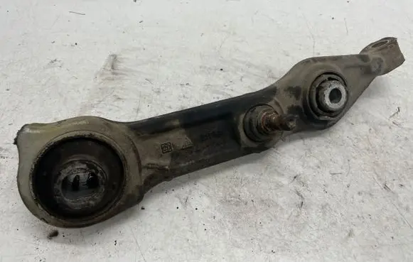 Mercedes-Benz E W211 Front lower control arm/wishbone