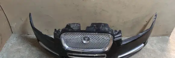 Jaguar XF X250 Front bumper 8X238A100AE