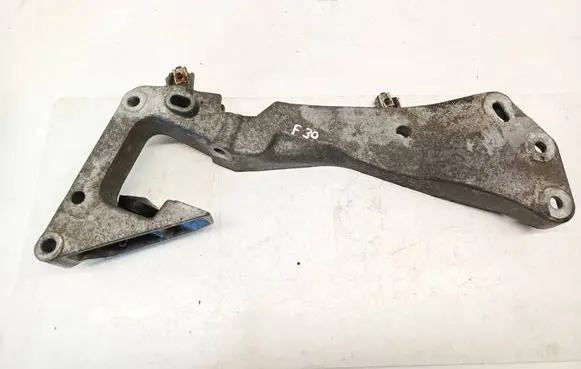 BMW 3 F30 F35 F31 Gearbox mounting bracket 6769281 685576