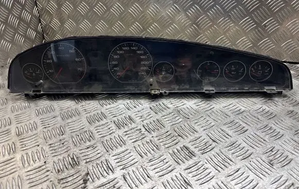 Audi A6 S6 C4 4A Speedometer (instrument cluster) 88311219 88311178