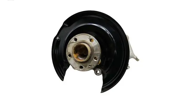 Rear wheel hub