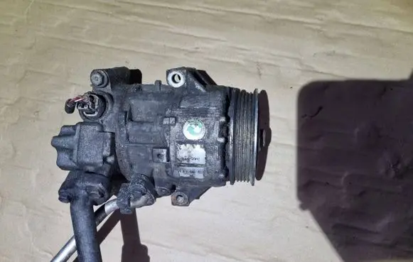 Toyota Avensis Verso Air conditioning (A/C) compressor (pump)