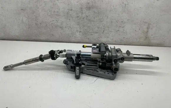 Mercedes-Benz CLS C218 AMG Steering wheel axle A2184601416 218460026 1315001397