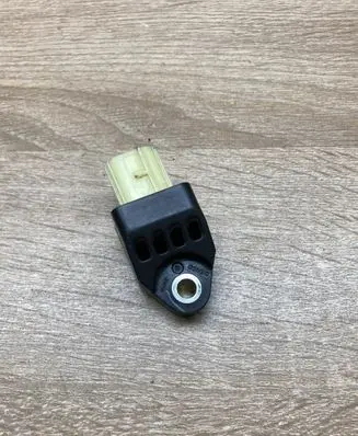Toyota Land Cruiser (J150) Airbag deployment crash/impact sensor 8983175020
