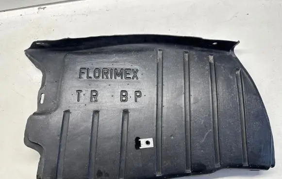 Opel Vivaro Engine splash shield/under tray
