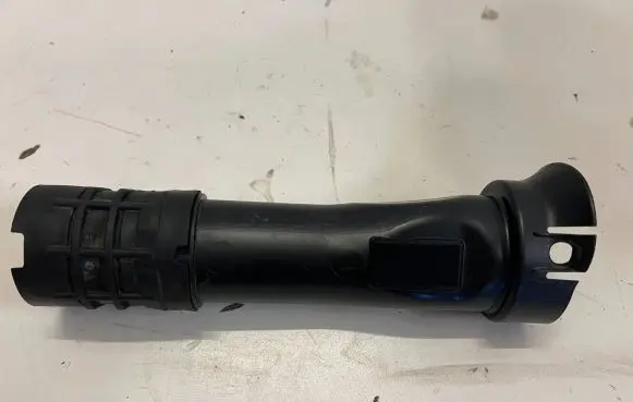 Renault Kangoo II Air intake hose/pipe 8200612290
