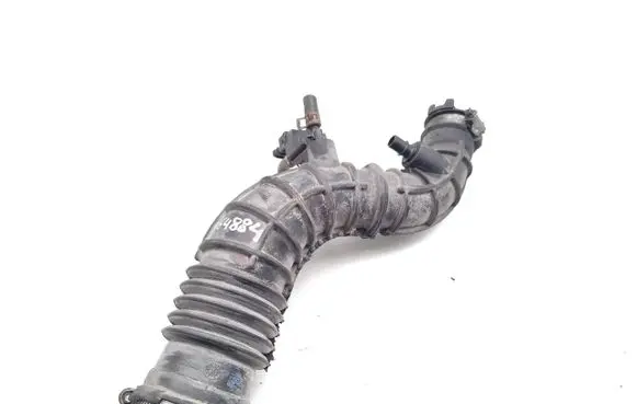 Dacia Sandero Intercooler hose/pipe 8200603558