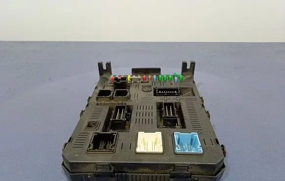 Citroen C5 Fuse box set 216760315