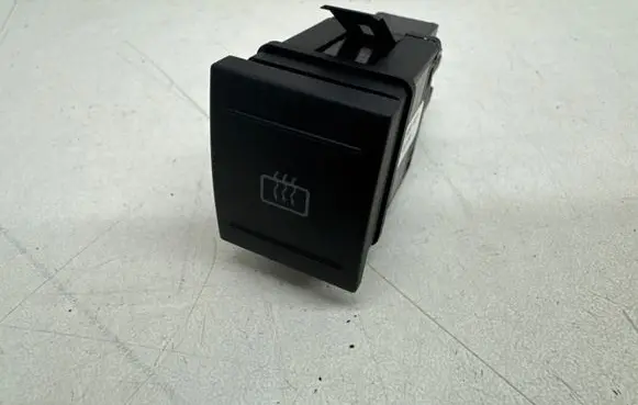 Volkswagen Polo IV 9N3 Windscreen/window heater switch 6Q0959621