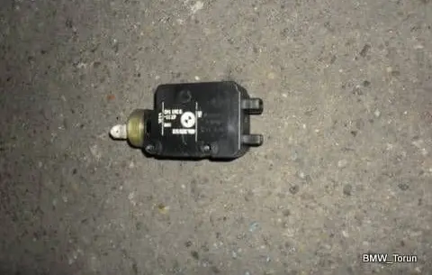 BMW 3 E36 Central locking motor 