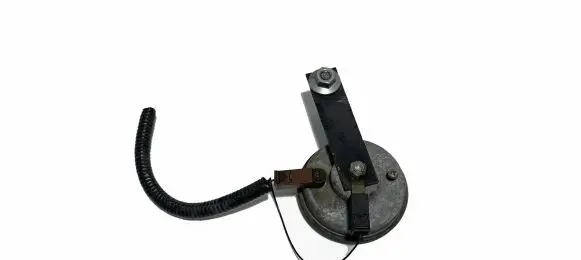 Nissan Leaf II (ZE1) Horn signal 256205SK0A 25771 256053NA0A