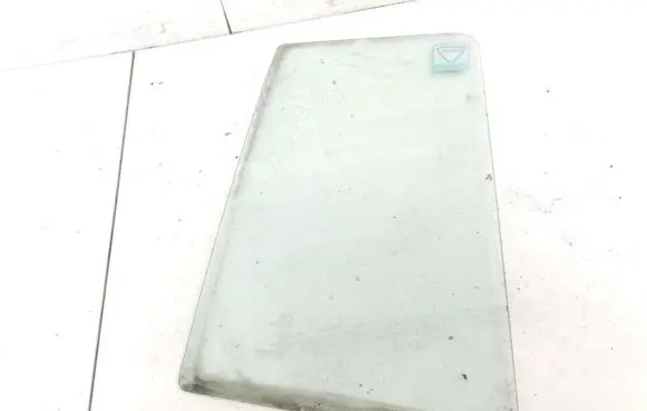 Mazda 5 Rear vent window glass 