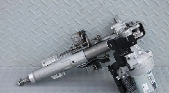 Steering wheel axle set