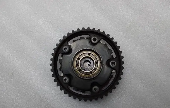 Volvo V50 Camshaft pulley/ VANOS 30646226