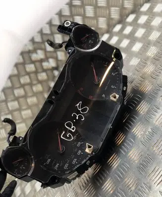 Audi A8 S8 D3 4E Speedometer (instrument cluster) 4E0920950P