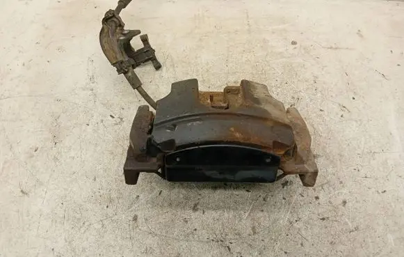 Mercedes-Benz GL X166 Front brake caliper