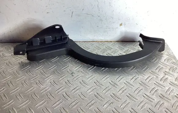 Lexus GS 250 350 300H 450H Other trunk/boot trim element 6457230130